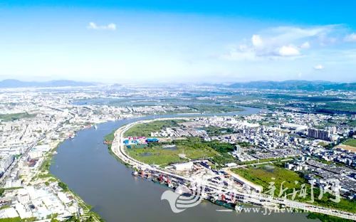 揭陽全面推行河長制 1287名河長“上崗”治河.jpg