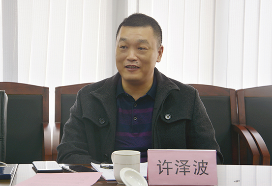 許書記-發言.jpg